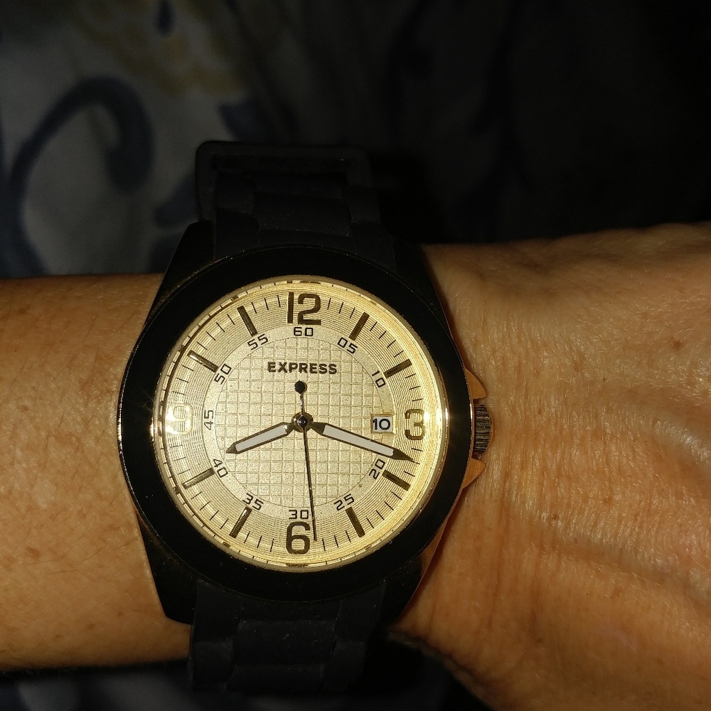 EXPRESS WATCH